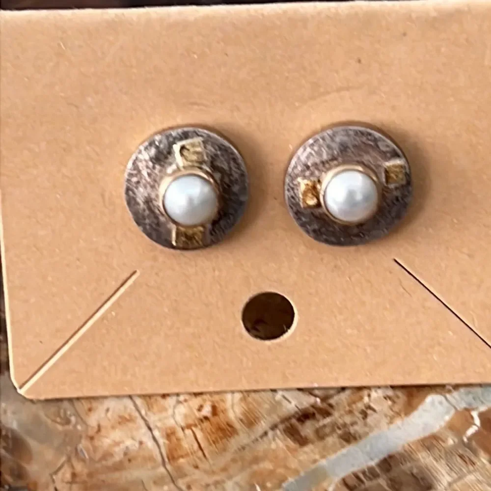 * Silver and gold antique hammered look pearl earrings